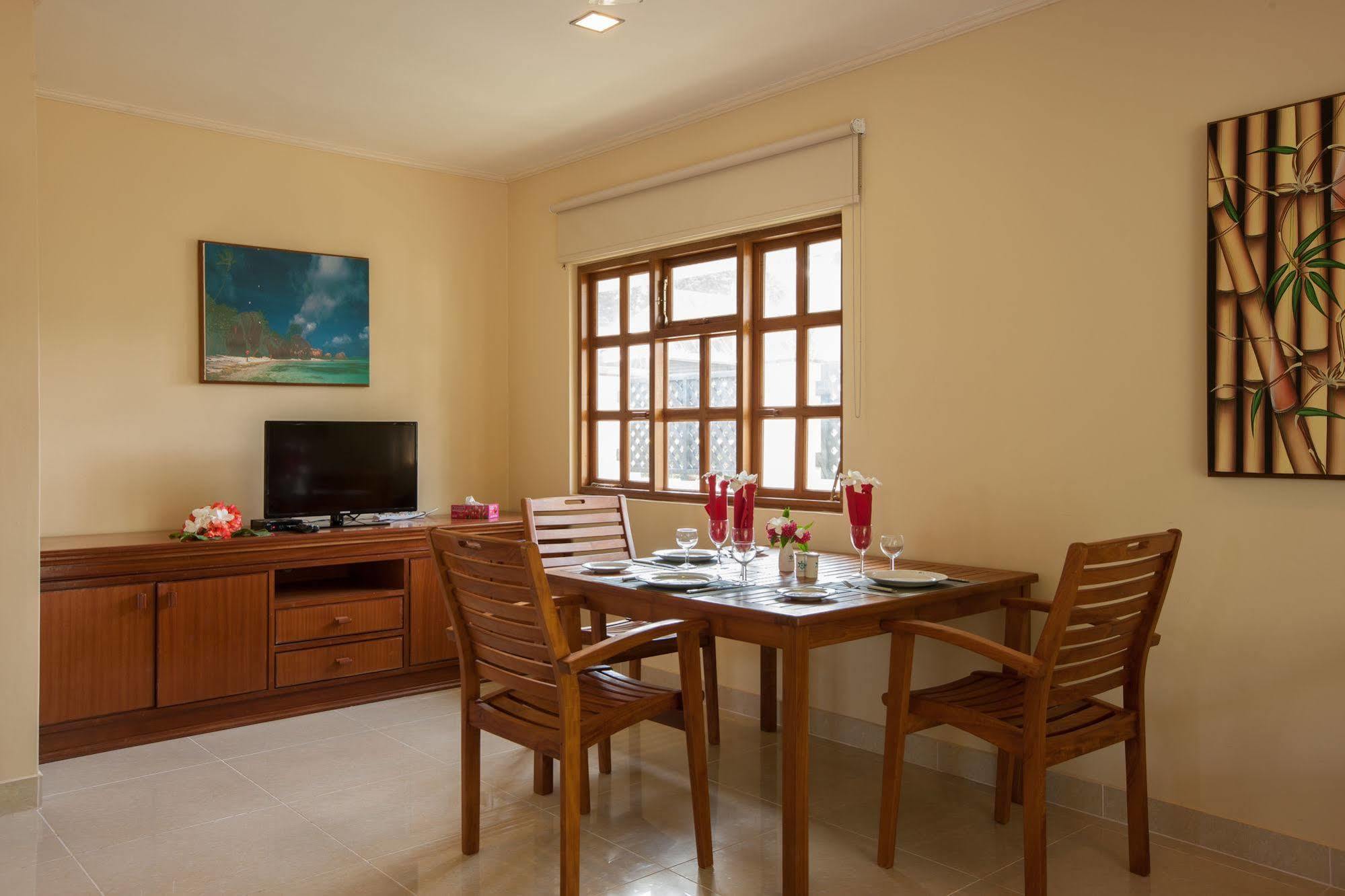 Le Relax Self Catering Apartment Isola di Isola di La Digue Esterno foto
